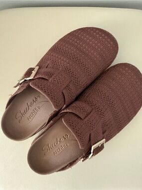 Skechers Women's Brown Woven Slip-On Clog with Buckle